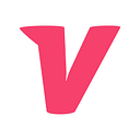 Vroomly logo