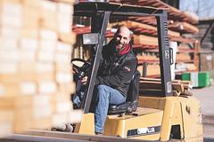 Farm & Home Hardware logo